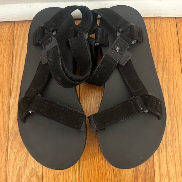 Teva Leather Mid-form Universal Sandals - Picture 2 of 4